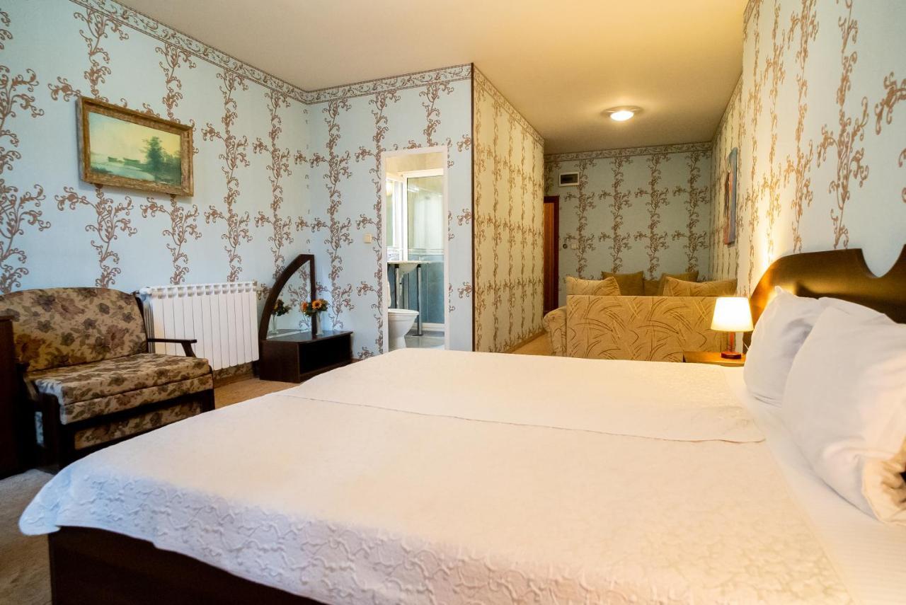 Globus Hotel Płowdiw Zewnętrze zdjęcie